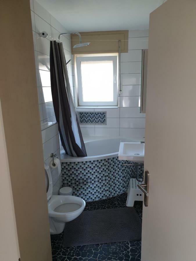 Schaefer- Arnold Apartment